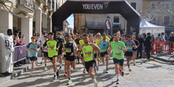 Más de 300 personas se dan cita en la X Carrera Mondejana