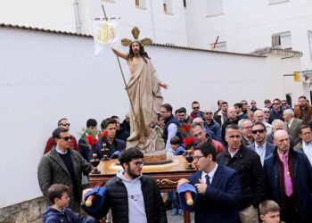 Pareja celebra una Semana Santa participativa, con tradición, cultura y deporte como protagonistas