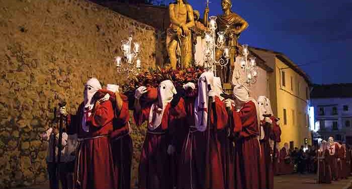 Pastrana revive su historia y devoción en una Semana Santa llena de tradición y fervor popular 1 Pastrana revive su historia y devoción en una Semana Santa llena de tradición y fervor popular