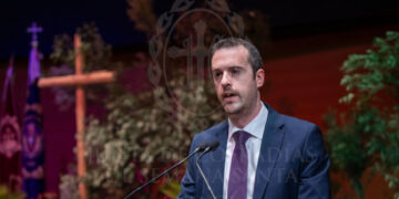 Poesía y un amor profundo a Cuenca y su Semana Santa de la mano de Juan Ignacio Cantero