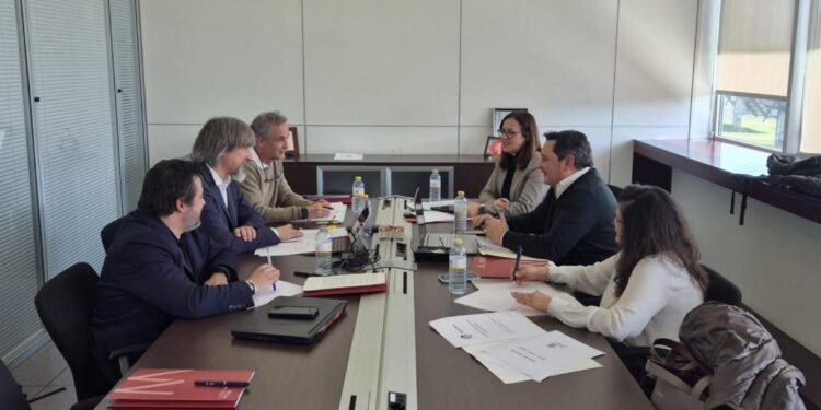 El DOCM publicará el próximo lunes, 21 de abril, las bases reguladoras de ayudas a los centros tecnológicos de la región 1 El DOCM publicará el próximo lunes, 21 de abril, las bases reguladoras de ayudas a los centros tecnológicos de la región