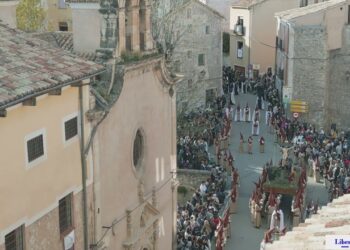 Vídeo 4K. Momentazos. La Exaltación y el Descendimiento regresando por la Puerta de Valencia