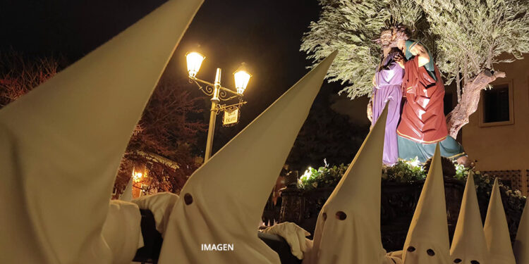El vídeo. A El Silencio le envolvió la lluvia en Cuenca Getsemaní 1 vlcsnap 00237