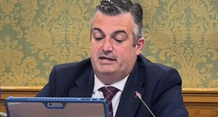 El Grupo Popular exige la retirada de competencias del área de Personal a Saray Portillo 1 Álvaro Barambio