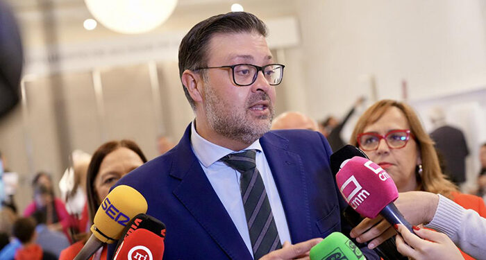 El Gobierno regional celebra ser la cuarta comunidad autónoma que más invierte por alumno y alumna, por detrás de Navarra, Asturias y Galicia 1 Amador Pastor