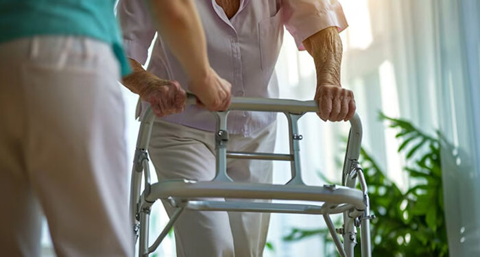 Ayudas a la dependencia en España y cómo acceder a ellas