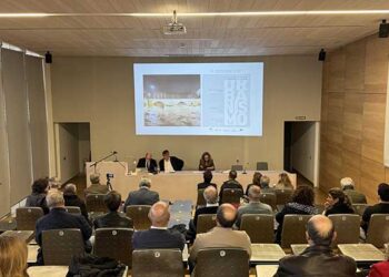 Baldellou reflexiona sobre ciudad y patrimonio en Guadalajara