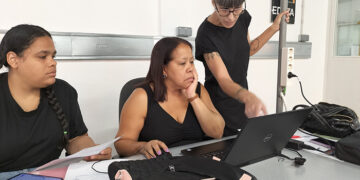 Cáritas Diocesana Sigüenza-Guadalajara ofrece un espacio con ordenadores para ayudar en la búsqueda de empleo