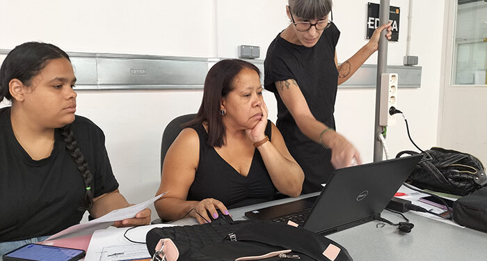 Cáritas Diocesana Sigüenza-Guadalajara ofrece un espacio con ordenadores para ayudar en la búsqueda de empleo