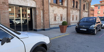 Cierre temporal del aparcamiento del Mercado de Abastos para reubicar los toriles del nuevo recorrido del encierro