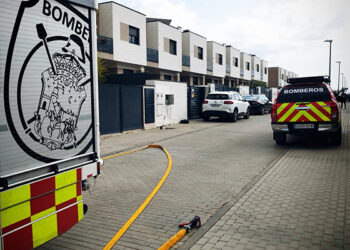 Confinados los vecinos de una calle de Guadalajara por un gran escape de gas