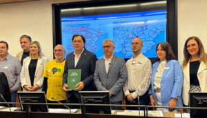 Cuenca Ahora acusa en el Congreso al Gobierno de condenar al olvido a 45 pueblos conquenses “No es eficiencia, es desprecio”