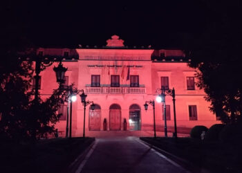 Cuenca se ilumina de rojo por el Día Mundial de la Cruz Roja y la Media Luna Roja y Motilla del Palancar acoge una jornada de actividades abiertas a la ciudadanía