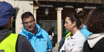De Luz: “Guarinos da la espalda a los trabajadores y trabajadoras de los autobuses y no ha evitado la huelga por su falta de talante”