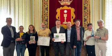 Dolz aplaude el trabajo de la Asociación Cultural CuenCANP por su fomento de la actividad física y del contacto con la naturaleza
