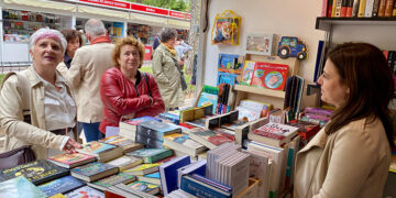 El Gobierno regional impulsa el recién creado Gremio de Editoriales de Castilla-La Mancha con la cesión de una caseta en la Feria del Libro de Guadalajara