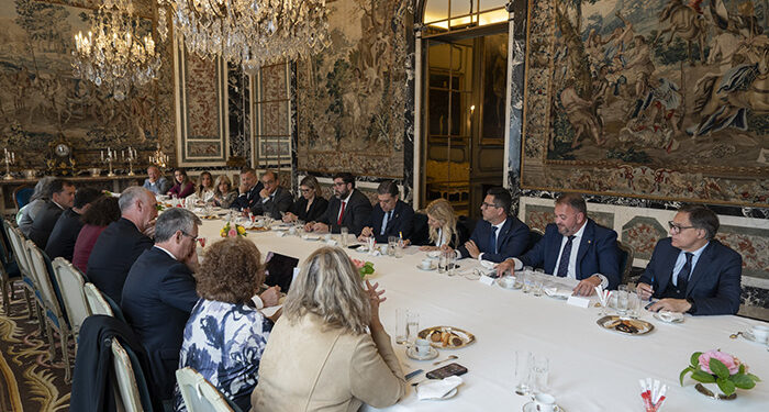 El Grupo de Ciudades Patrimonio aprueba en París la ‘Declaración de Salamanca’ para responder a los actos vandálicos contra el patrimonio cultural