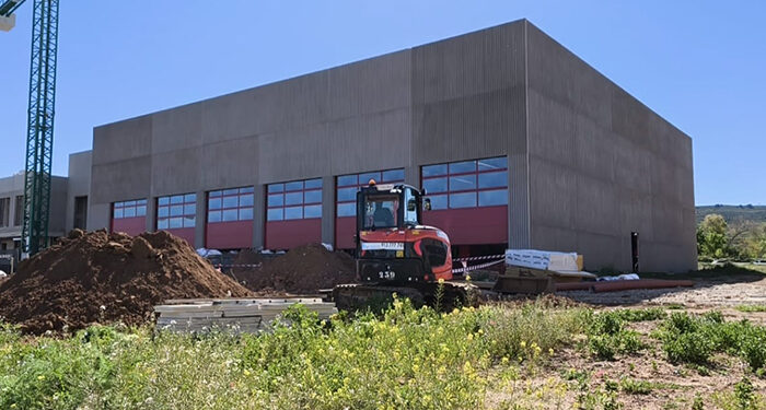 El PSOE se alegra de que el parque de bomberos que se proyectó con Alberto Rojo vaya tomando forma, pero espera que no acumule más retrasos