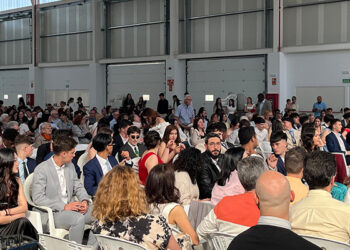 El espacio municipal La Caja acogió este martes la graduación de Bachillerato del IES Arcipreste de Hita