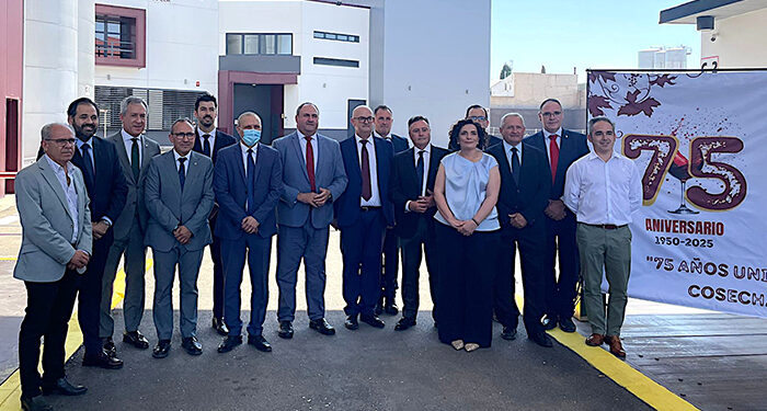 Eurocaja Rural acompaña a la Cooperativa San Isidro por su 75 aniversario 1 Eurocaja Rural acompaña a la Cooperativa San Isidro por su 75 aniversario