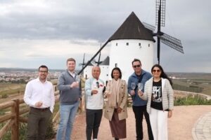 ICEX y los vinos DO La Mancha organizan conjuntamente una misión inversa de promoción en el marco de FENAVÍN