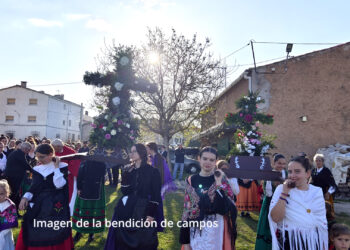 Video reportaje. El traje serrano de Las Majadas, la Cruz de Mayo y la bendición de campos