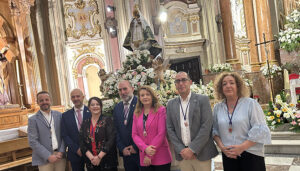 La Corporación municipal cumplimenta un año más el voto en honor a la Virgen de la Luz