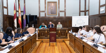 La Diputación de Guadalajara acoge las semifinales de la VII Liga de Debate Escolar