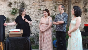 La EA Cruz Novillo entrega en la FAP las dos obras seleccionadas del proyecto de coleccionismo “LosCincuenta”