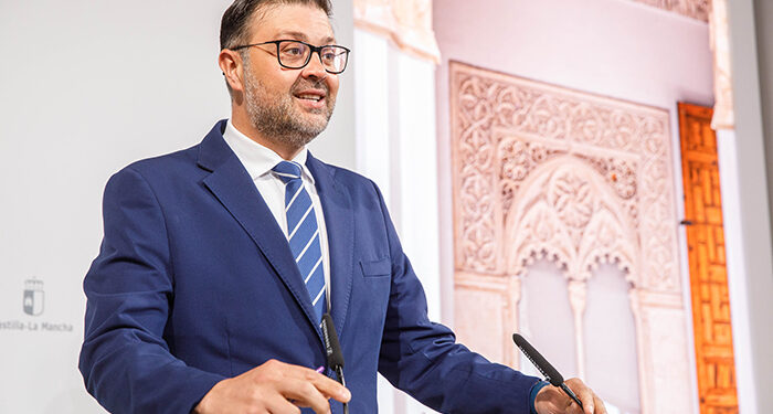 La Facultad de Bellas Artes impartirá el Máster Universitario en Grabado, Diseño Gráfico y Documentos de Valor 1 La Facultad de Bellas Artes impartirá el Máster Universitario en Grabado, Diseño Gráfico y Documentos de Valor