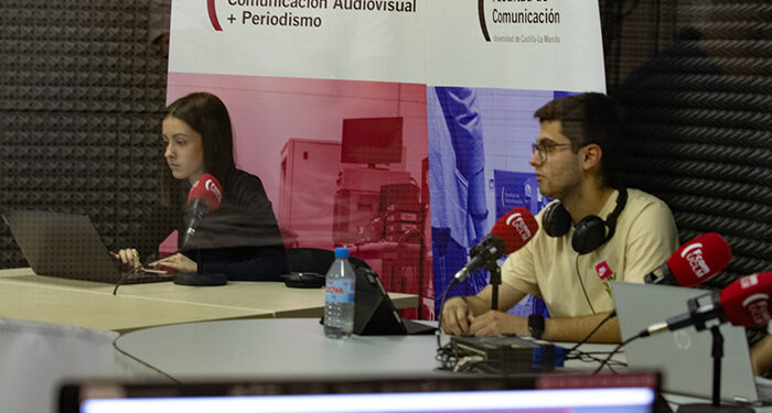 La Facultad de Comunicación celebra la 10ª edición de ‘Un día de radio UCLM’ 1 La Facultad de Comunicación celebra la 10ª edición de ‘Un día de radio UCLM’
