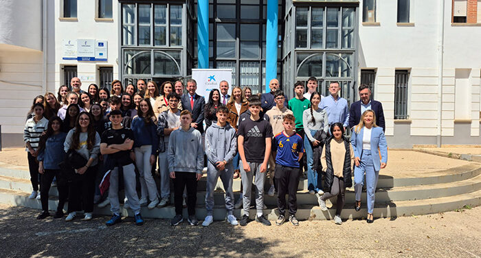 La Junta acerca la FP a los alumnos del IES ‘Fernando de los Ríos’ de Quintanar del Rey a través del programa ‘Vocaciones Dualiza’