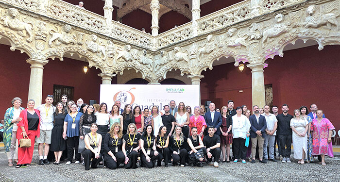 La Junta apoya al sector de la moda alcarreña de autoría, en un desfile en el Palacio del Infantado de Guadalajara