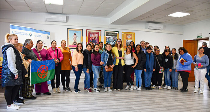 La Junta destina 227.000 euros a combatir la discriminación múltiple que afecta a las mujeres y a promover la igualdad en el ámbito local 1 La Junta destina 227.000 euros a combatir la discriminación múltiple que afecta a las mujeres y a promover la igualdad en el ámbito local