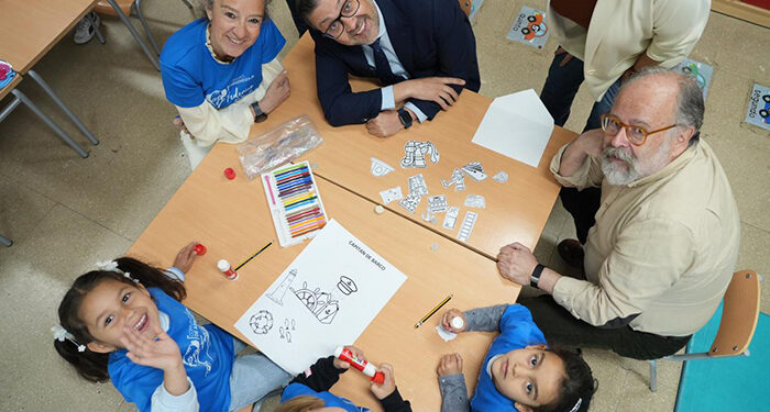 La Junta destina anualmente alrededor de nueve millones de euros a la atención del alumnado con Trastorno del Espectro Autista (TEA)