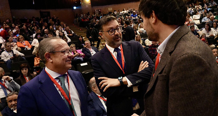 La Junta destina más de 1,3 millones de euros a la adquisición de recursos digitales para desarrollar proyectos de innovación educativa 1 La Junta destina más de 1,3 millones de euros a la adquisición de recursos digitales para desarrollar proyectos de innovación educativa