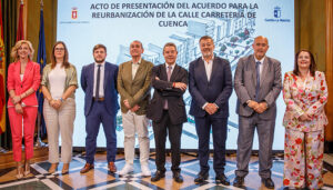 La Junta firma con el Ayuntamiento de Cuenca el convenio que va a posibilitar la reurbanización de la Calle Carretería y su zona anexa