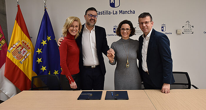 La Junta invertirá 214.000 euros en la nueva escuela infantil de San Lorenzo de la Parrilla 1 La Junta invertirá 214.000 euros en la nueva escuela infantil de San Lorenzo de la Parrilla