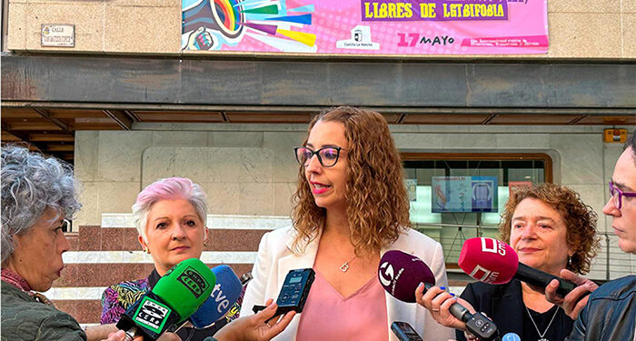 La Junta reafirma su compromiso con la diversidad sexual en el Día contra la LGTBIfobia