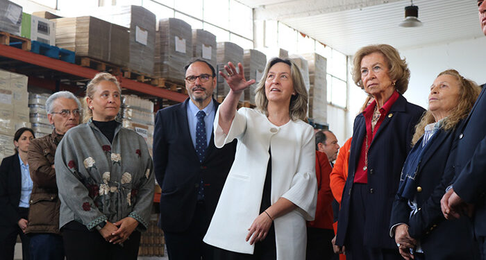 La Reina emérita Doña Sofía visita el Banco de Alimentos de Guadalajara 1 La Reina emérita Doña Sofía visita el Banco de Alimentos de Guadalajara