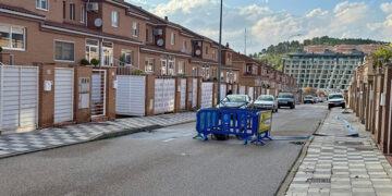 La avería de un particular deja sin agua a la calle Ataulfo Argenta