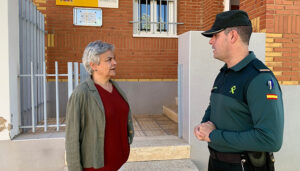 La subdelegada del Gobierno en Cuenca visita el cuartel la Guardia Civil en Valera de Abajo