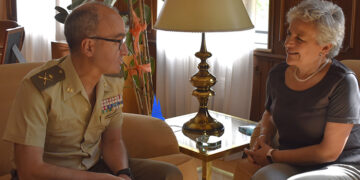 La subdelegada del Gobierno recibe al nuevo comandante militar de las provincias de Cuenca y Toledo