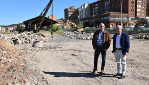 Las obras de los aparcamientos en los terrenos de RENFE contarán con casi 400 plazas y superan el 30% de ejecución