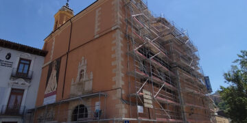 Las obras de restauración de la Virgen de la Luz, con una inversión de 370.000 euros, avanzan ya a pleno rendimiento
