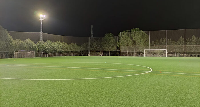 Los campos de fútbol Joaquín Caparrós, Obispo Laplana y Tiradores estrenan iluminación 1 Los campos de fútbol Joaquín Caparrós, Obispo Laplana y Tiradores estrenan iluminación
