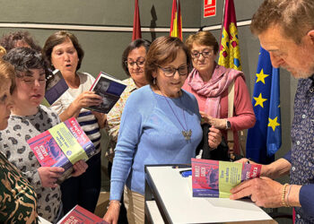 Manolo García, Jesús Carrasco y Marcos Vázquez atraen a lectores y seguidores en la recta final de la Feria del Libro Cuenca Lee
