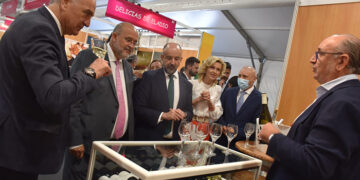 Martínez Guijarro destaca el peso del sector agrario en las exportaciones de Castilla-La Mancha que suponen el 40 por ciento de lo exportado en 2024