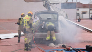 Más de 150 efectivos participan en un simulacro de activación del PLATECAM por accidente aéreo en Villanueva de la Jara