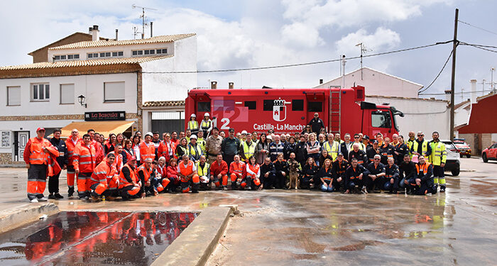 Más de 150 efectivos participan en un simulacro de activación del PLATECAM por accidente aéreo en Villanueva de la Jara